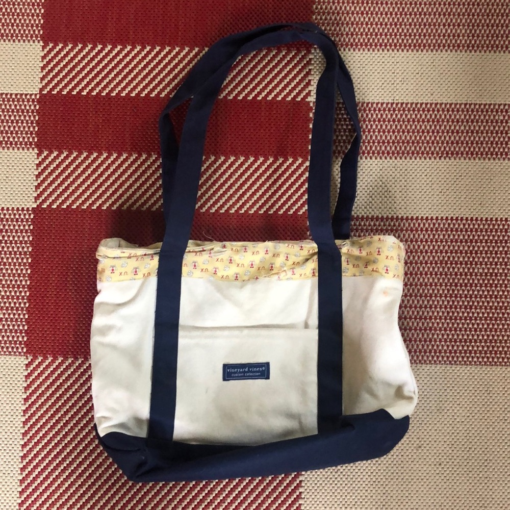 Vineyard Vines Chi Omega Bag
